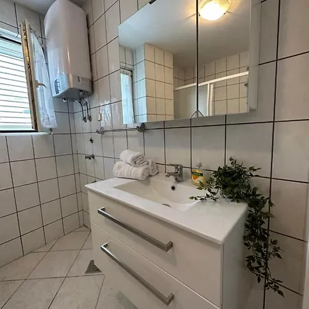 Apartment Apartman Sarita Center